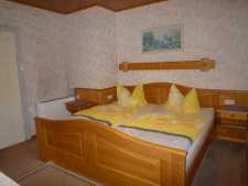 /images/haupthaus_doppelzimmer_2.jpg